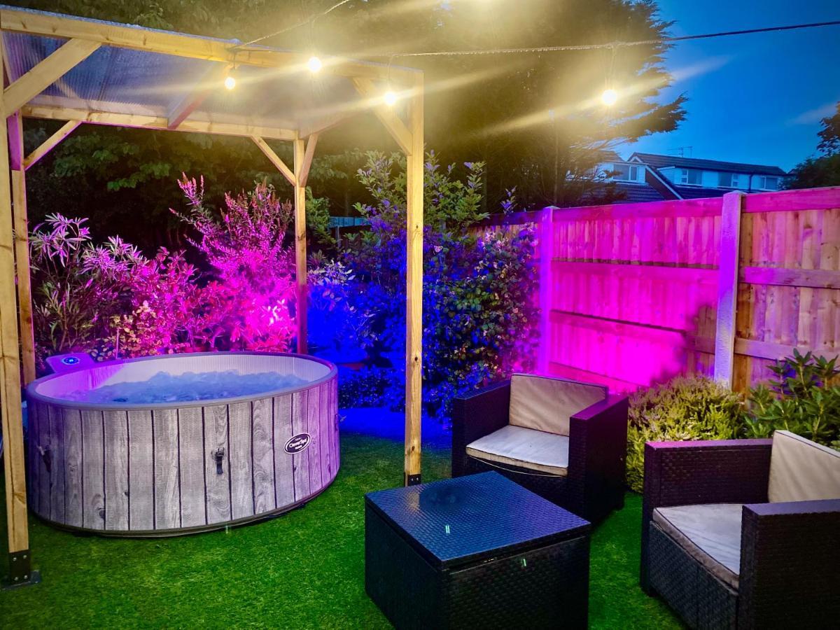 Remarkable 3-Bed Hot Tub House In Блэкпул Экстерьер фото